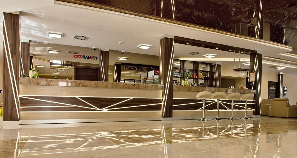 Hotel Sanvit Lake Resort & Spa 奥克宁卡 外观 照片